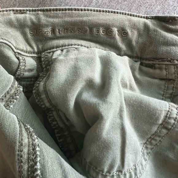 🛍️American Eagle Super Hi Rise Jeggings Size 4 - Picture 4 of 6